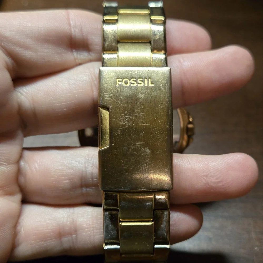 Fossil rose gold watch - Picture 2 of 6